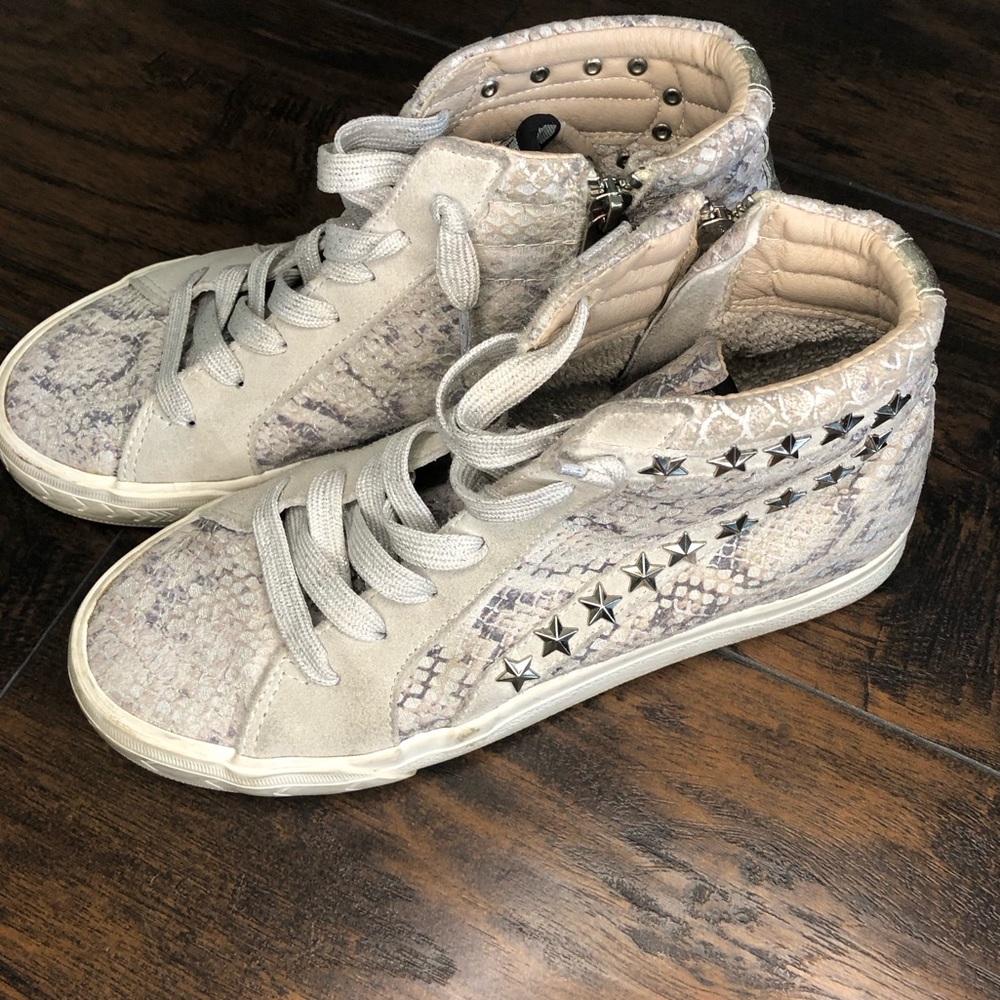 Vintage Havana Julie Snake Multi Star Studded Women’s Size 8 *READ*